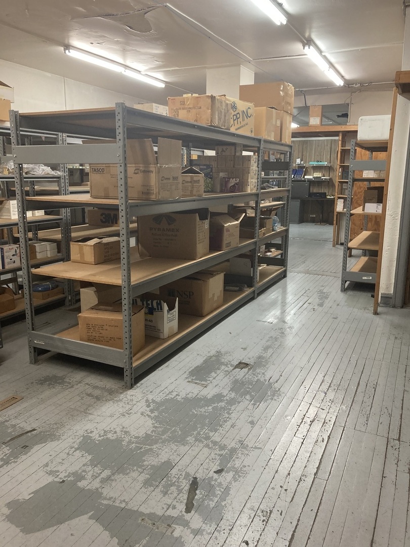 4416 W Diversey Avenue