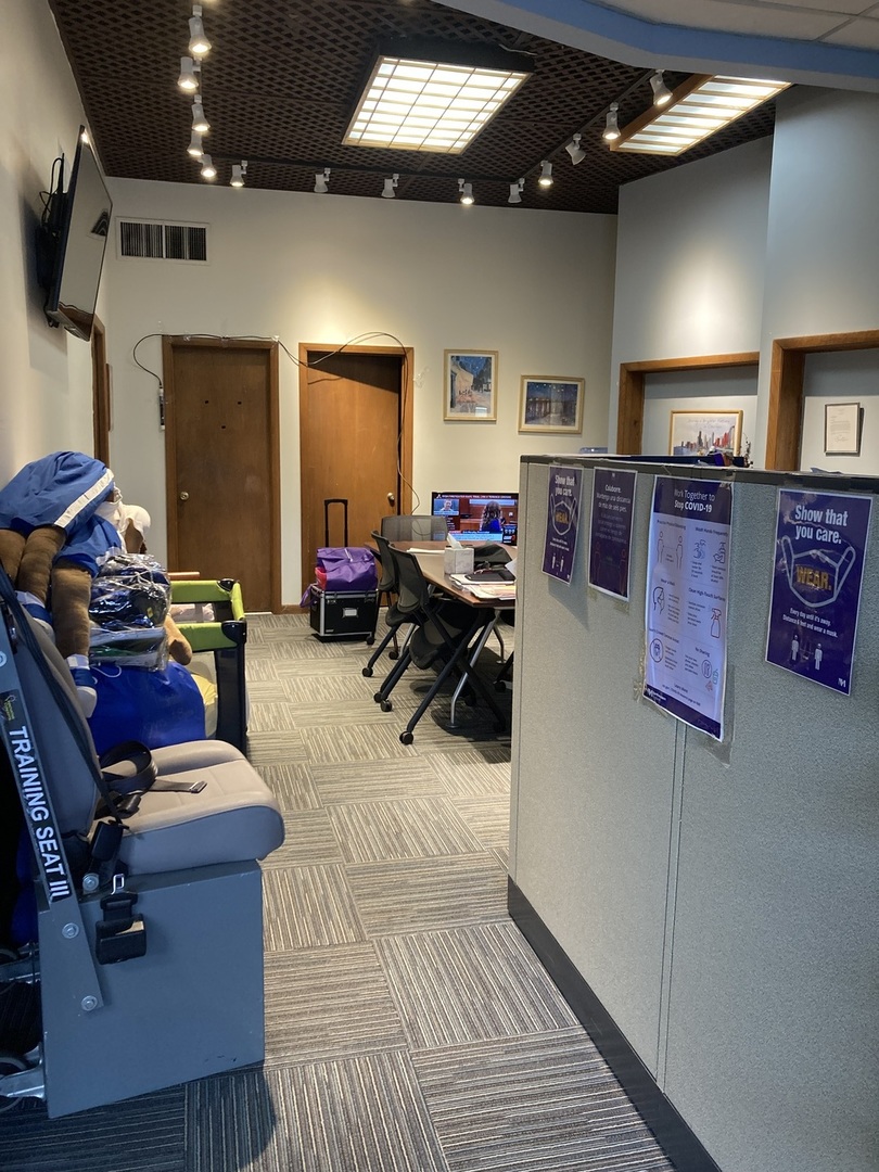 4416 W Diversey Avenue