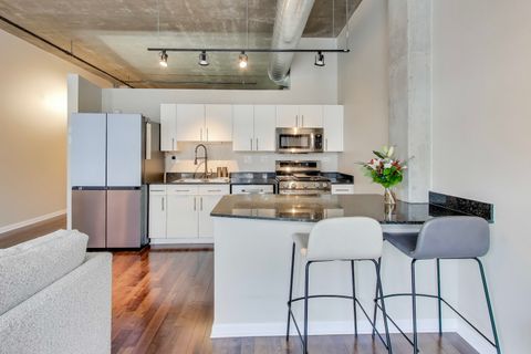 Tiny photo for 900 N KINGSBURY Street #1019, Chicago, IL 60610 (MLS # 12529633)