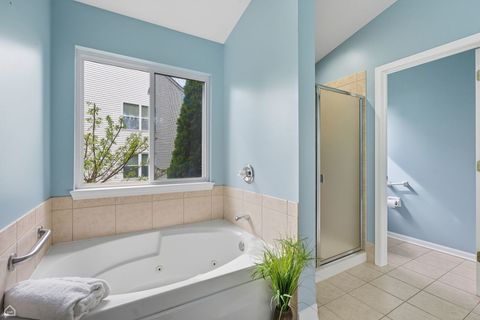 Tiny photo for 2008 Crooked Tree Court, McHenry, IL 60050 (MLS # 12499756)