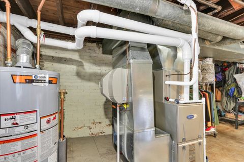 Tiny photo for 1009 W Hill Street, Champaign, IL 61821 (MLS # 12586651)