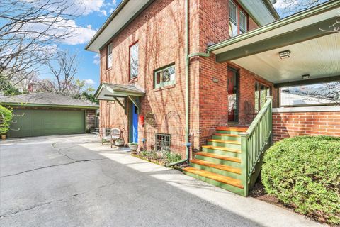 Tiny photo for 1009 W Hill Street, Champaign, IL 61821 (MLS # 12586651)