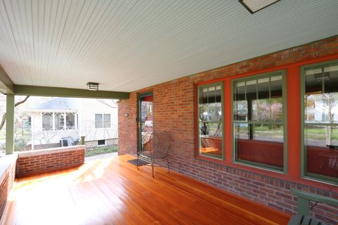 Tiny photo for 1009 W Hill Street, Champaign, IL 61821 (MLS # 12586651)