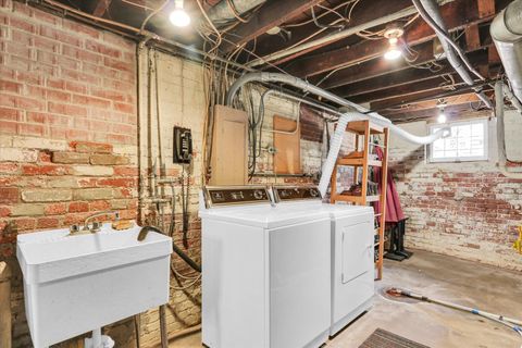 Tiny photo for 1009 W Hill Street, Champaign, IL 61821 (MLS # 12586651)