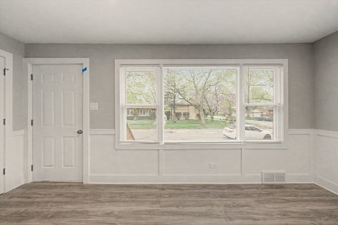Tiny photo for 14701 Beachview Terrace, Dolton, IL 60419 (MLS # 12620709)