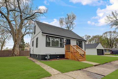 Tiny photo for 14701 Beachview Terrace, Dolton, IL 60419 (MLS # 12620709)