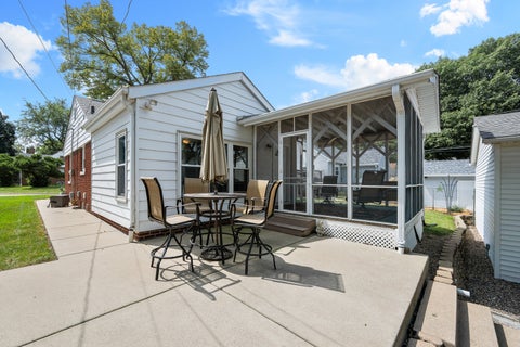 Tiny photo for 2723 24th Avenue, Moline, IL 61265 (MLS # 12745551)