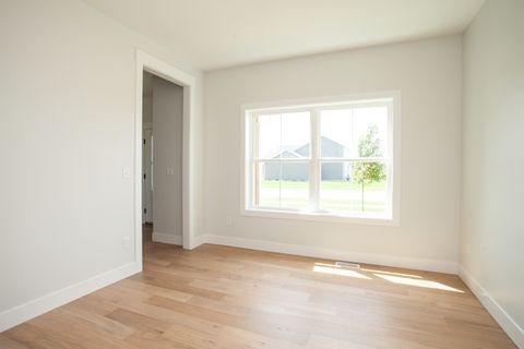 Tiny photo for 2194 Corrigan Way, Normal, IL 61761 (MLS # 12424109)