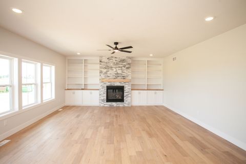 Tiny photo for 2194 Corrigan Way, Normal, IL 61761 (MLS # 12424109)