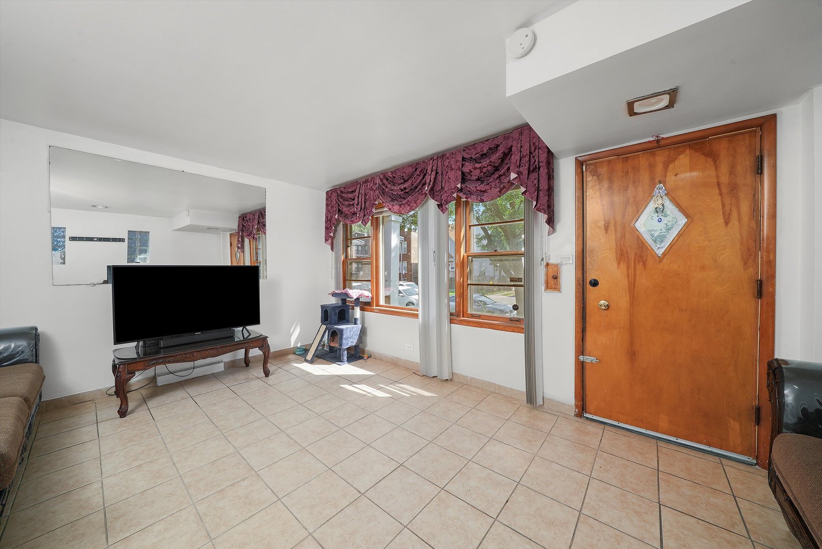 4350 W Shakespeare Avenue