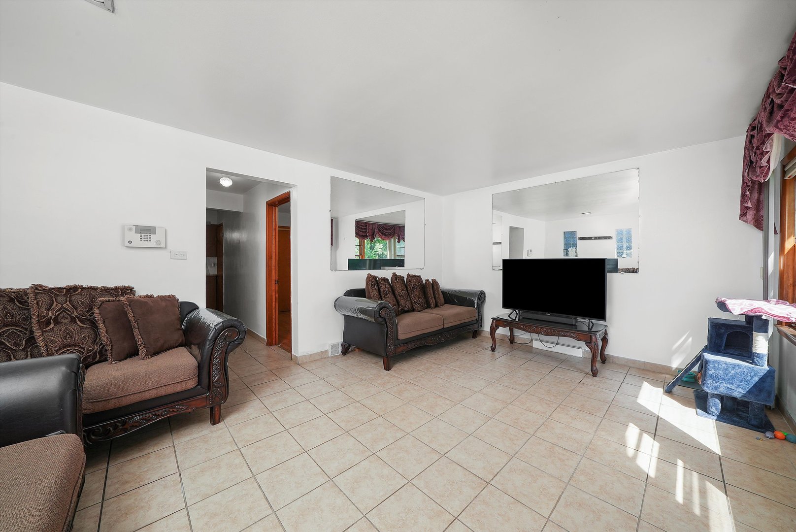 4350 W Shakespeare Avenue