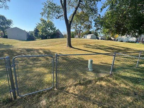 Tiny photo for 29W441 Butternut Lane, Warrenville, IL 60555 (MLS # 12483068)