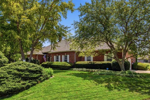 Tiny photo for 1610 Yorkshire Drive, Champaign, IL 61822 (MLS # 12697501)