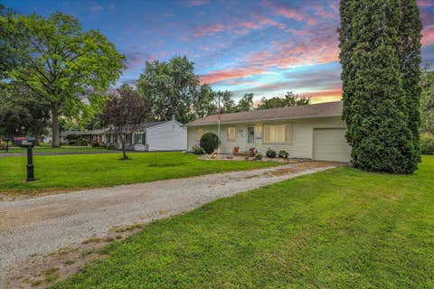 Tiny photo for 511 N 7th Street, St. Joseph, IL 61873 (MLS # 12730066)