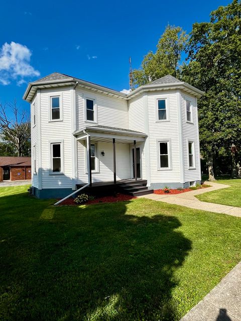 Tiny photo for 403 Uncas Street, Tonica, IL 61370 (MLS # 12458469)