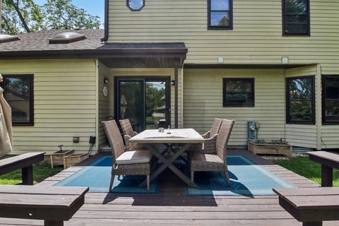 Tiny photo for 816 Bonnie Brae Lane, Bolingbrook, IL 60440 (MLS # 12672625)