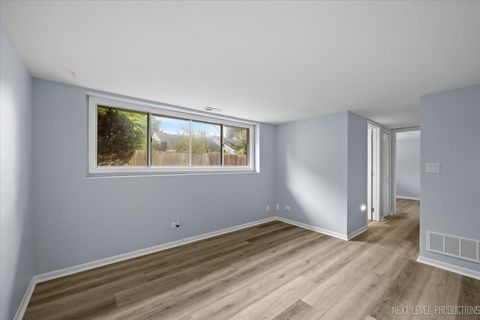 Tiny photo for 2S467 Cherice Drive, Warrenville, IL 60555 (MLS # 12431806)