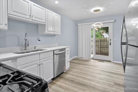 Tiny photo for 2S467 Cherice Drive, Warrenville, IL 60555 (MLS # 12431806)