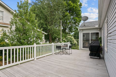 Tiny photo for 1439 45 Avenue, Rock Island, IL 61201 (MLS # 12726450)