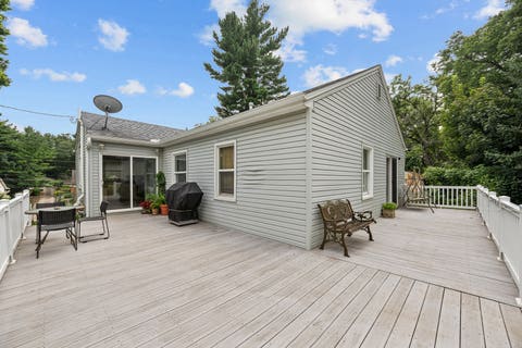 Tiny photo for 1439 45 Avenue, Rock Island, IL 61201 (MLS # 12726450)