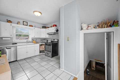 Tiny photo for 1439 45 Avenue, Rock Island, IL 61201 (MLS # 12726450)