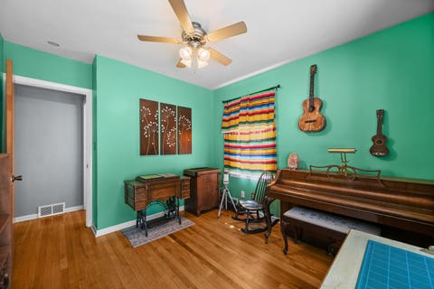 Tiny photo for 1439 45 Avenue, Rock Island, IL 61201 (MLS # 12726450)