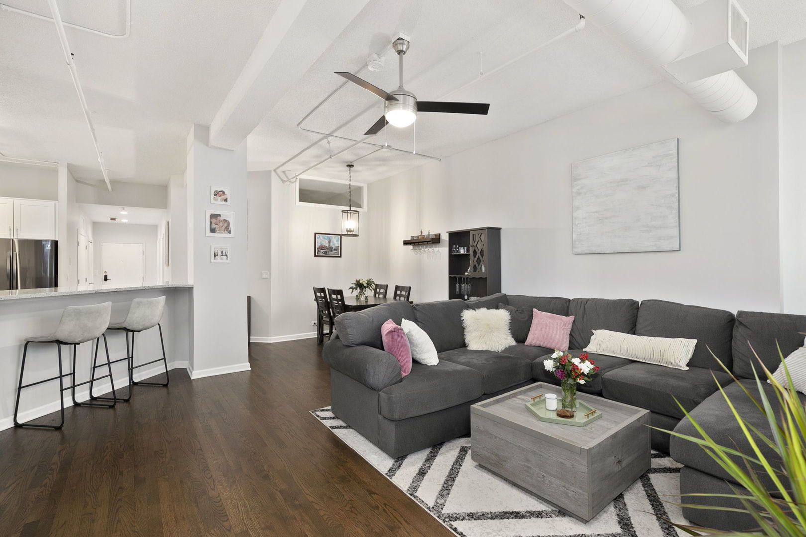 161 W Harrison Street 803