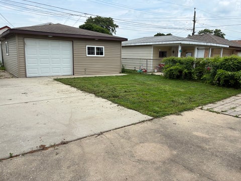 Tiny photo for 5144 S Natchez Avenue, Chicago, IL 60638 (MLS # 12701564)