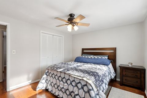 Tiny photo for 2311 Carriage Lane, Lindenhurst, IL 60046 (MLS # 12543291)