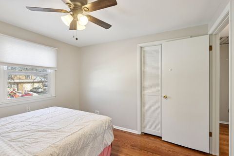 Tiny photo for 2311 Carriage Lane, Lindenhurst, IL 60046 (MLS # 12543291)