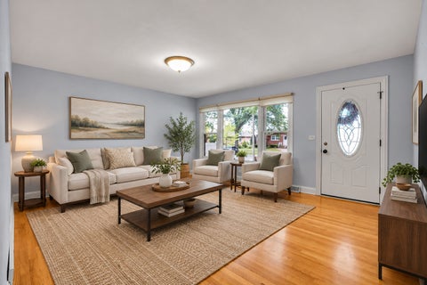 Tiny photo for 1402 S Robert Drive, Mount Prospect, IL 60056 (MLS # 12755729)
