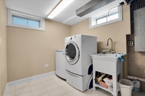 Tiny photo for 1402 S Robert Drive, Mount Prospect, IL 60056 (MLS # 12755729)
