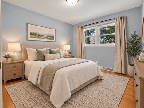 Tiny photo for 1402 S Robert Drive, Mount Prospect, IL 60056 (MLS # 12755729)