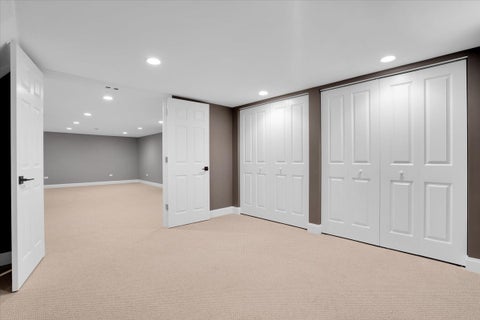 Tiny photo for 1402 S Robert Drive, Mount Prospect, IL 60056 (MLS # 12755729)