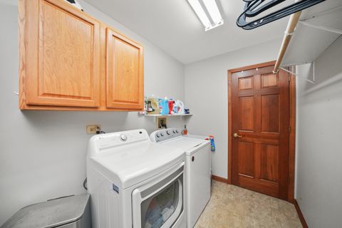 Tiny photo for 2460 Millington Court, Aurora, IL 60504 (MLS # 12433234)