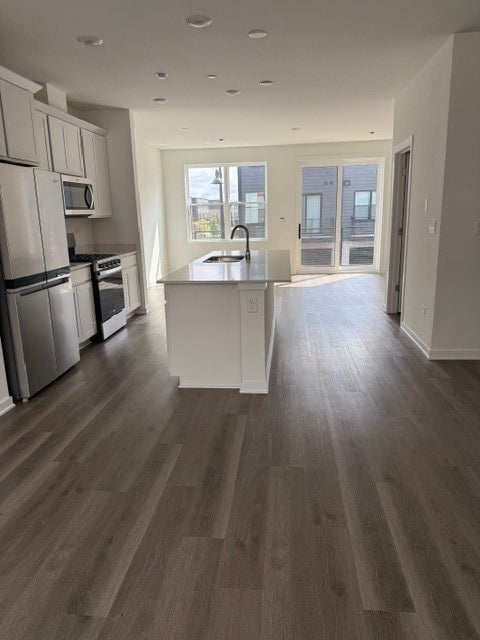 2226 Lakeshore Drive 2226