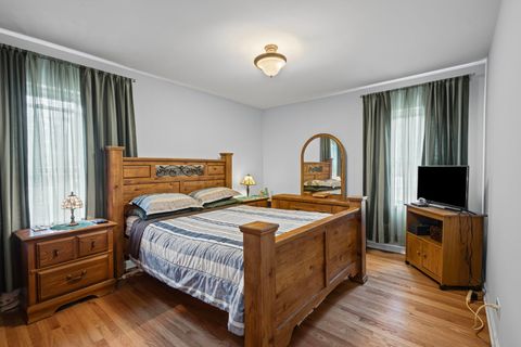 Tiny photo for 5459 Suffield Court, Skokie, IL 60077 (MLS # 12497671)