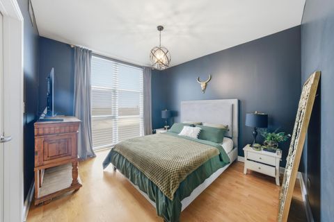 Tiny photo for 1101 S State Street #1004, Chicago, IL 60605 (MLS # 12700686)