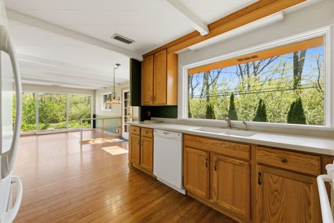 Tiny photo for 8623 W Algoma Road, Palos Park, IL 60464 (MLS # 12629958)