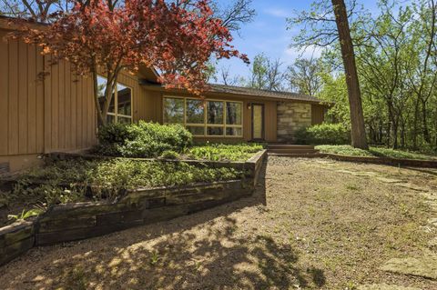 Tiny photo for 8623 W Algoma Road, Palos Park, IL 60464 (MLS # 12629958)