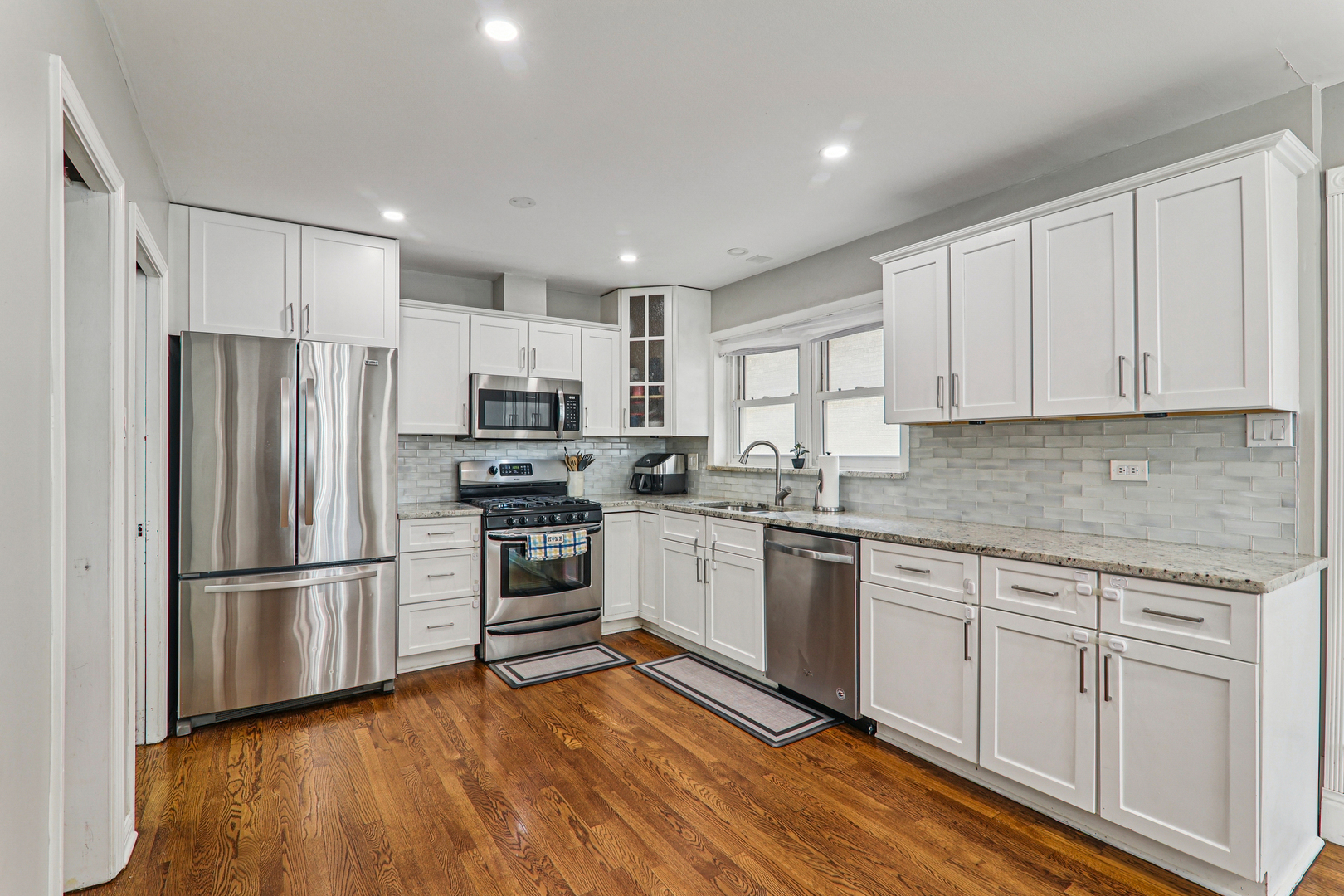 8537 S Karlov Avenue