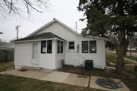 A home in Mackinaw