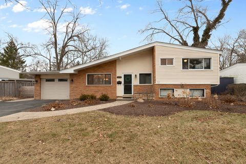 Photo of 525 Mallard Lane, Deerfield, IL 60015 (MLS # 12571675)
