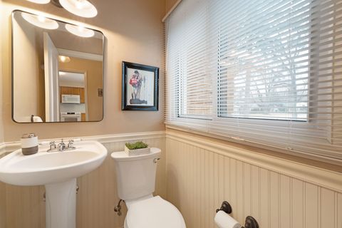 Tiny photo for 525 Mallard Lane, Deerfield, IL 60015 (MLS # 12571675)