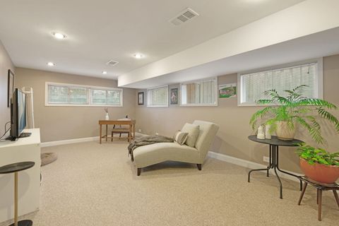 Tiny photo for 525 Mallard Lane, Deerfield, IL 60015 (MLS # 12571675)