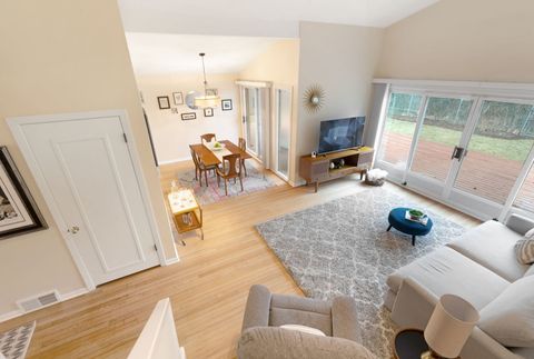 Tiny photo for 525 Mallard Lane, Deerfield, IL 60015 (MLS # 12571675)