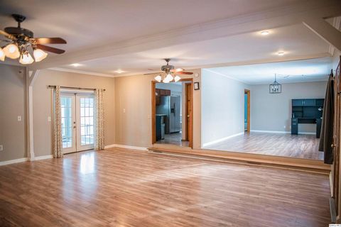 Tiny photo for 700 N 66th St, Quincy, IL 62301 (MLS # 12530105)