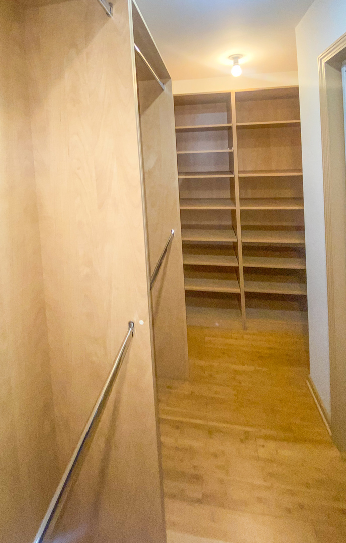 12632 S Emerald Avenue