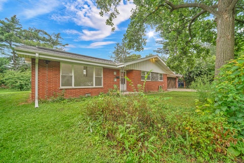 Tiny photo for 10718 S Neenah Avenue, Worth, IL 60482 (MLS # 12730851)