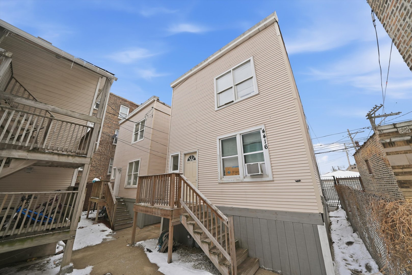 4418 W Armitage Avenue